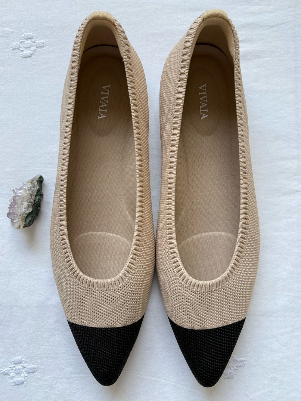 Vivaia Aria 5 Almond/Black Pointed Toe Ballet Flats Size 42 - Picture 11 of 16